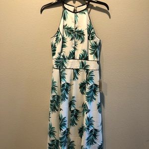 🛍NWT Adelyn Rae High Neck Dress with Palms🛍